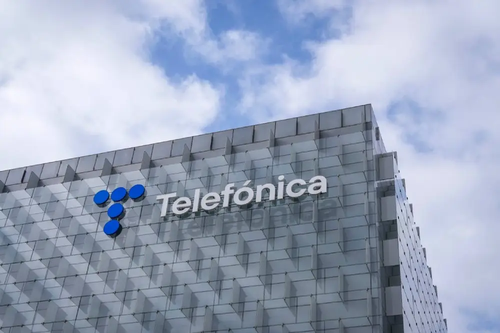 Telefonica will start collaborating with Chainlink