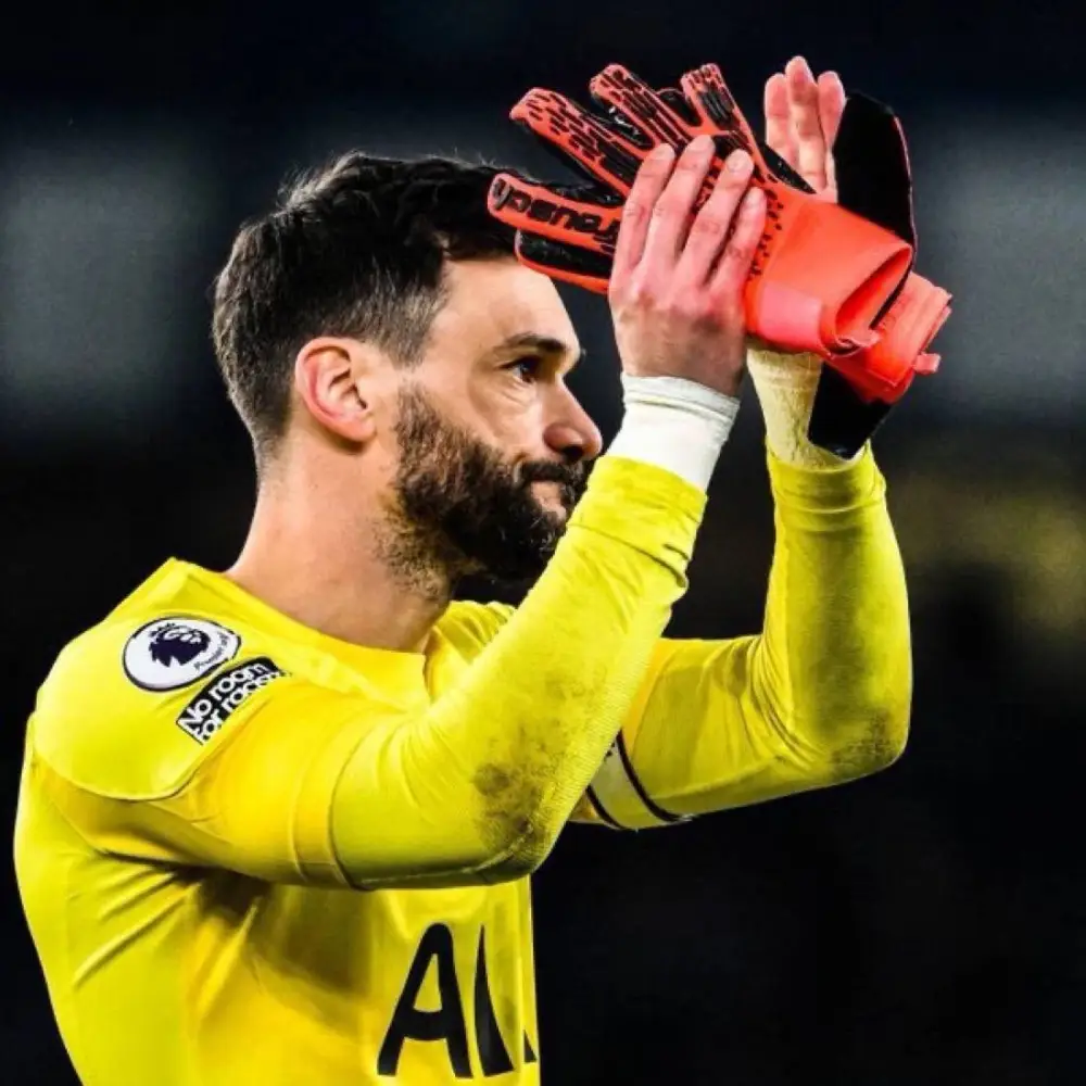 Tottenham are ready to terminate the contract with Lloris.