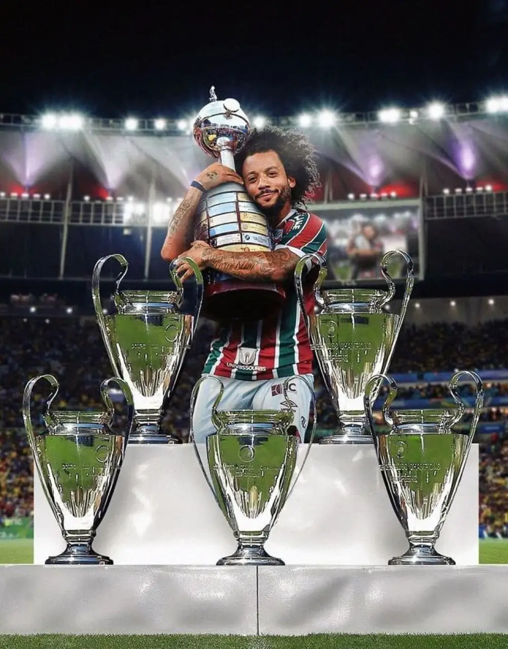 Marcelo won the first Libertadores Cup in the club's history with Fluminense!